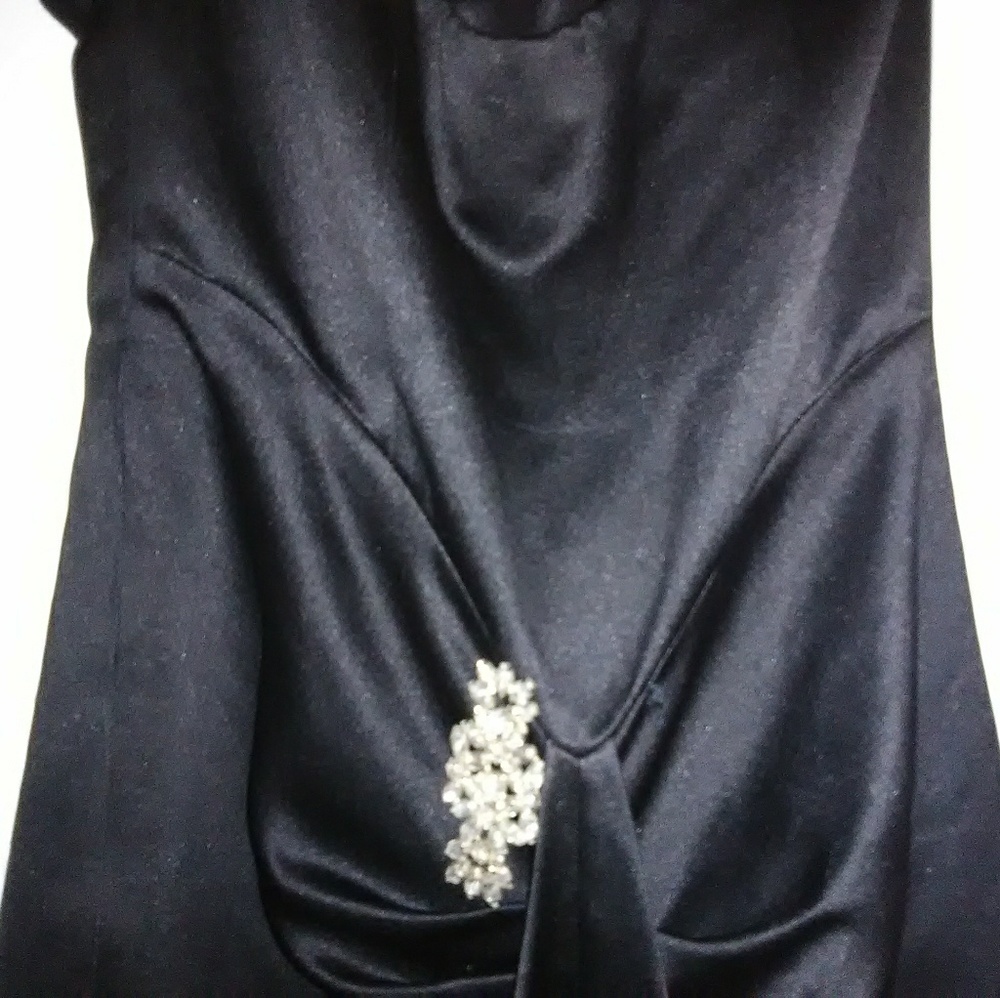 Princess Gown - Picture 3 of 6